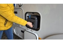 Kam izprazniti kemični WC? Pravilna in odgovorna rešitev v praksi